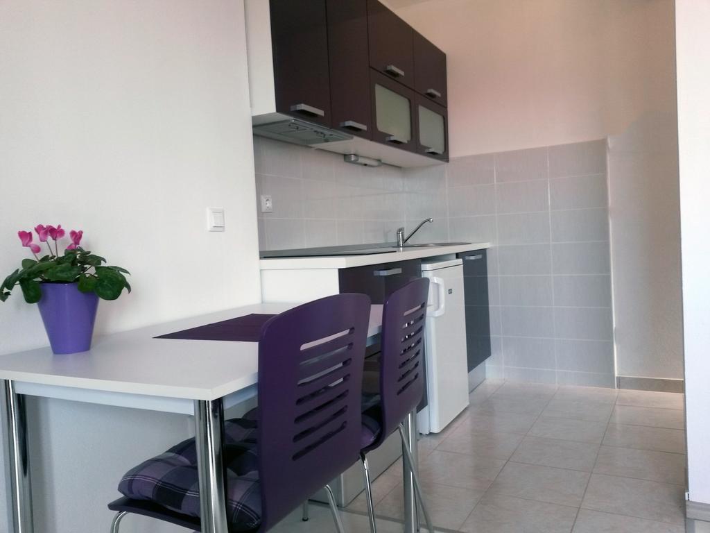 Apartments Josipa & Niki Vodice Rom bilde